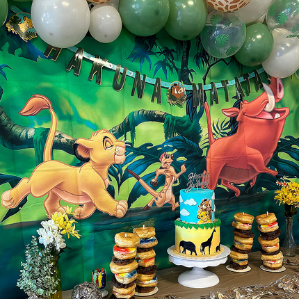 The Lion King Birthday "Hakuna Matata" Banner, 67 Inches