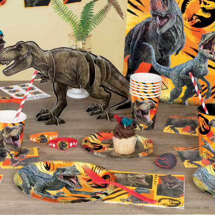 Jurassic World  Paper Party Dinner Plates 9", 8ct