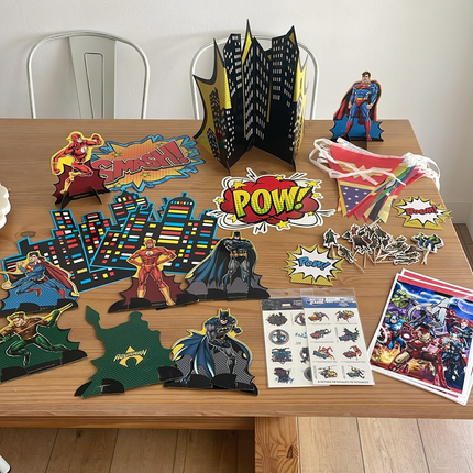 Justice League Table Decorating Kit