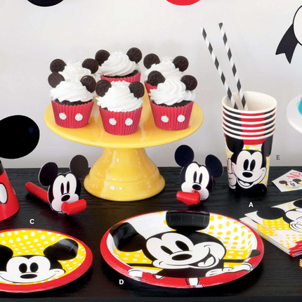 Mickey Mouse Party Paper Dinner Plates - 8 Ct.