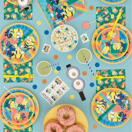 Minions Despicable Me Dinner Lunch Plates 9" 8 ct